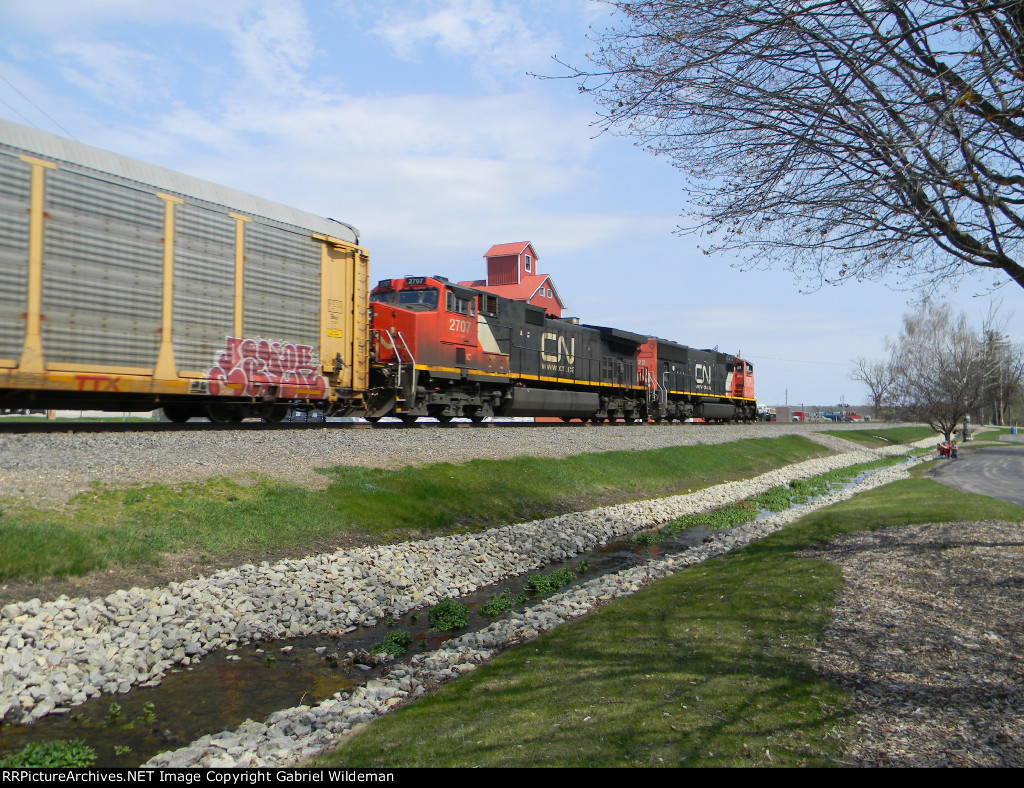 IC 2707 & CN 5722 